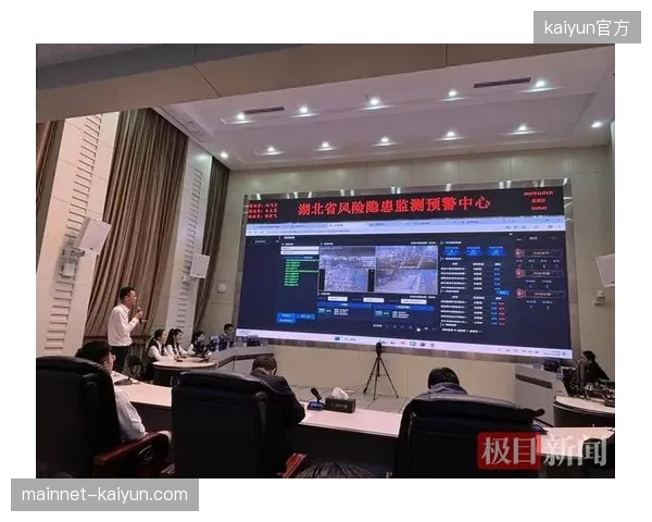被忽视的维度：为何现有预警模型只监测生理指标，却对大规模恐慌等“心理疫情”的干预束手无策？